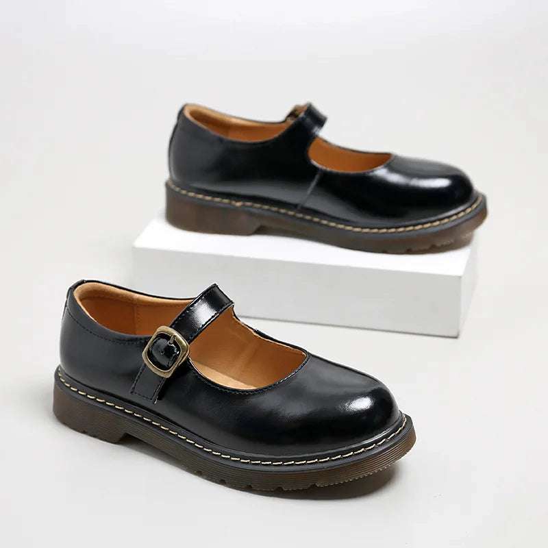 LIHUAMAO retro Mary Jane pumps i äkta med rund klack och ankelrem för kvinnor
